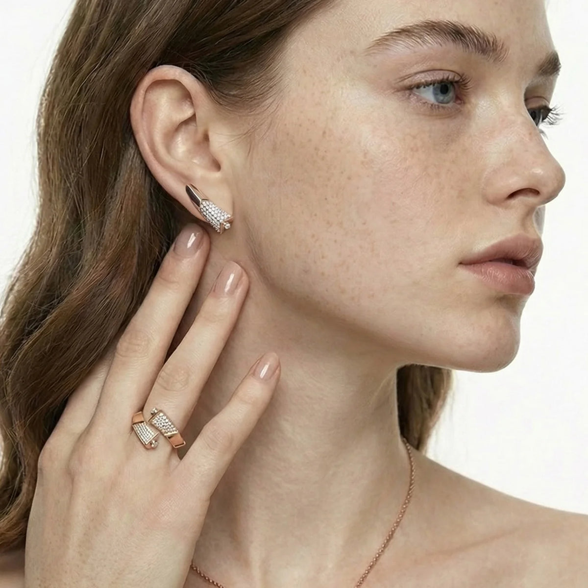 Gifting editorial image 3