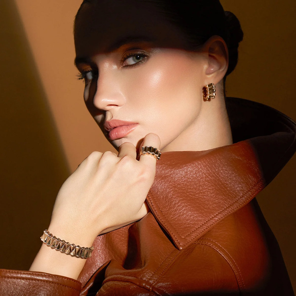 Gifting editorial image 1