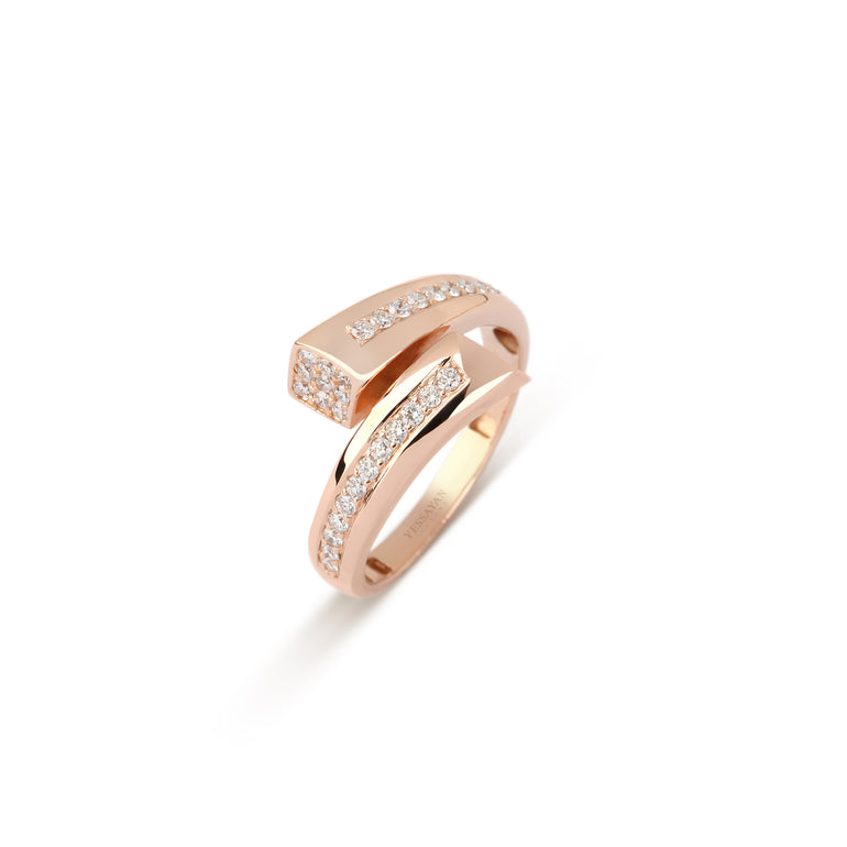 Rose Gold Pave Diamond Ring | Jewelry online  | Solitaire ring 