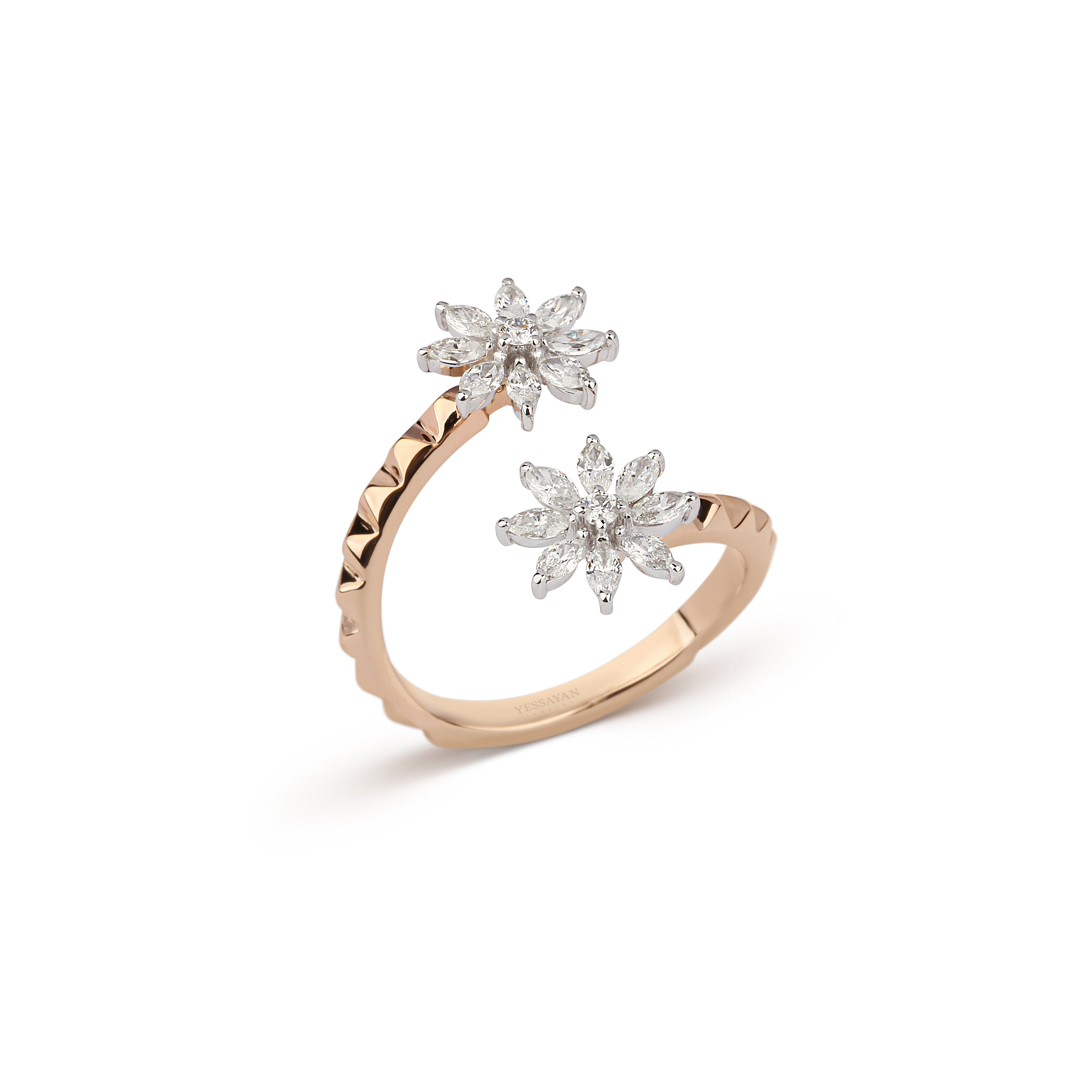 Floral Diamond Studded Ring | Diamond Jewelers in Saudi Arabia | Diamond necklace in Saudi Arabia