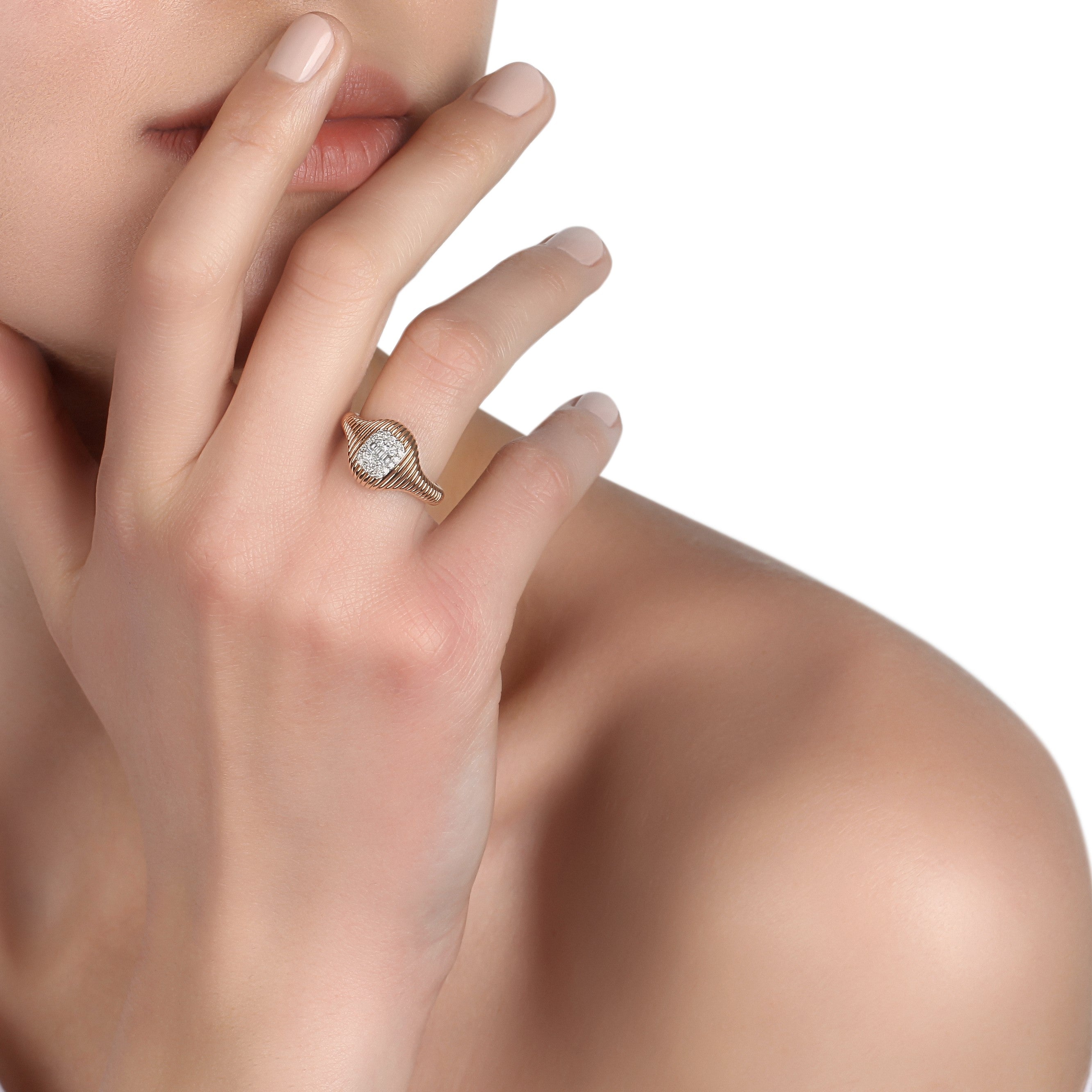 Rose Gold Textured Illusion Diamond Ring | diamond ring | best jewellery stores