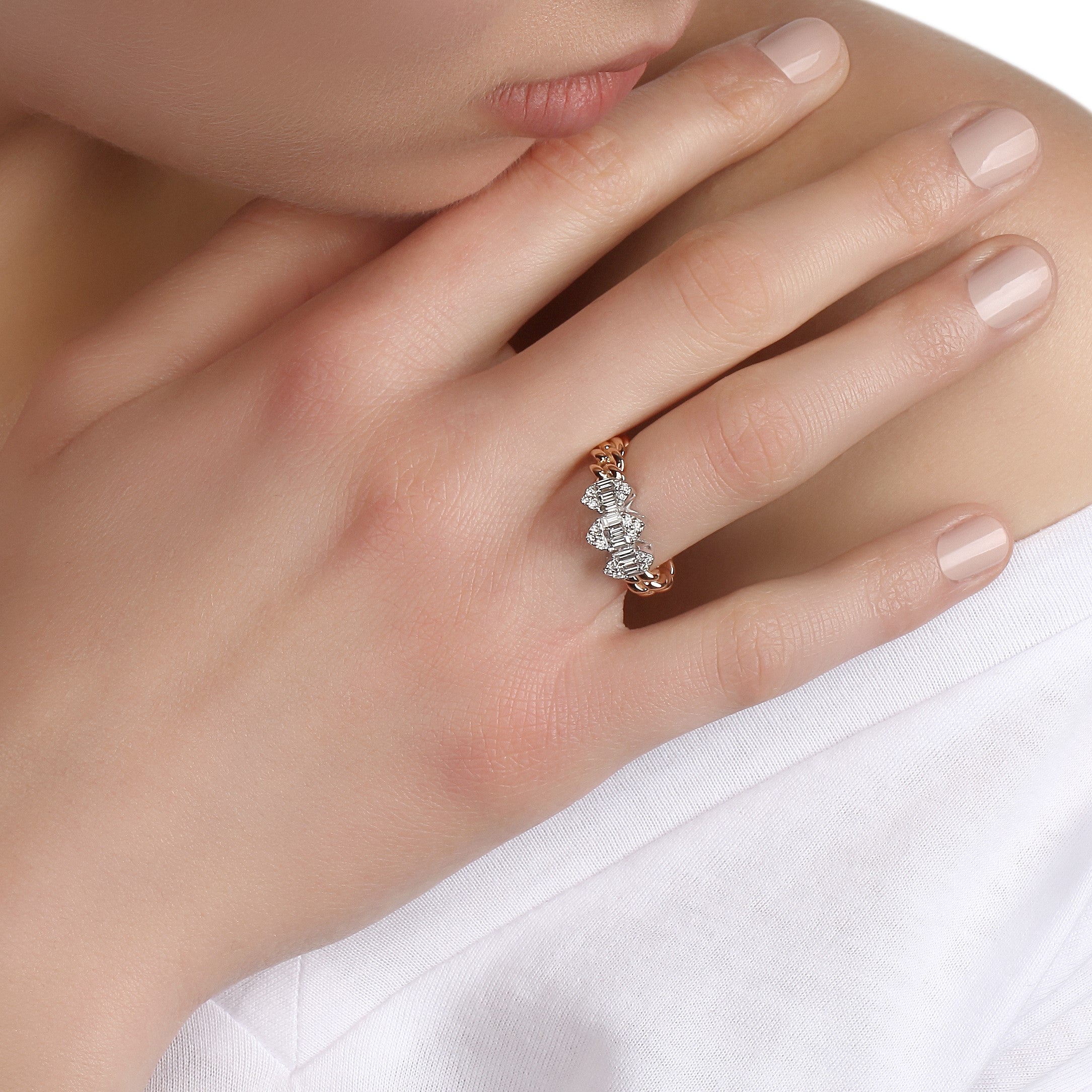 Cuban Chain Trio Illusion Diamond Ring | Buy Jewelry online in UAE | Wedding ring in Dubai